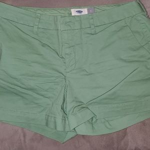 Old Navy Mid-Rise Everyday Twill Shorts, Women's size 4, sage green